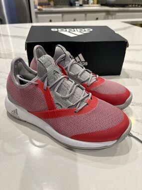 Adidas Defiant Bounce 2 Women’s Tennis Shoes – NEW
Size US 6